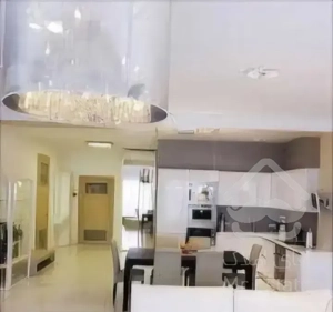 رهن آپارتمان ۱۳۰ متری  بر خاکشناسی