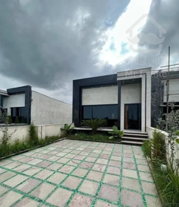 ویلا باغچه دوخواب 149 متری شهرکی سند تک‌برگ