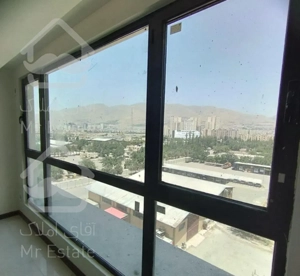 کلید نخورده//کوهک/پنجره سرتاسر قدی/۲تراس بزرگ