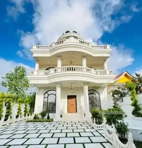 کاخ سفید شمال *تریبلکس350متری