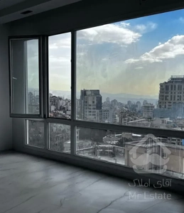 فروش آپارتمان ۱۴۰ متری ۳ خوابه در نیاوران