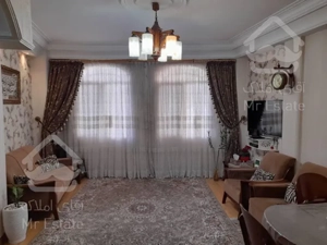 آپارتمان ۶۸ متر ( سالن پرده خور ) فردوس غرب