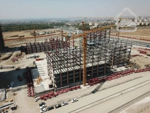 ۱۴۸ متر ، سه خواب ، بلندترین برج دوقلو های دریاچه .