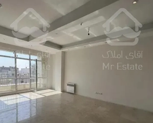 ۱۳۵متر/۳خواب/سالن پرده خور/ویوباغ سرسبز/بسیارشیک