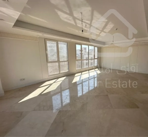 142متر/سه خواب/تاپ لوکیشن مجاهد کبیر شمالی