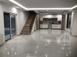 فروش ویلا دوبلکس استخردار۳۸۰متری در استان مازندران-شهرستان عباس آباد-شهر کلارآباد