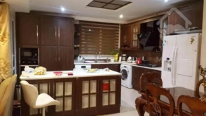 هروی ۱۵۰متر ۲پارکینگ 