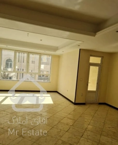 ۱۰۰متر دو خواب داراری امکانات  فول