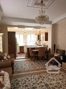 ۶۱متر۱خواب فول امکانات لوکیشن قوی