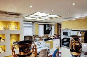 ۱۷۰متر، ۱۰فاز۱شرقی ،۲ پارکینگ،لابی شیک،شمالی حیاط