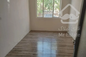 ۲۰۰ متر ۳ خوابه تکواحدی قدیمی تمیز