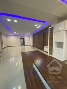 نور مستقیم رو به آفتاب کم واحد سالن پرده خور