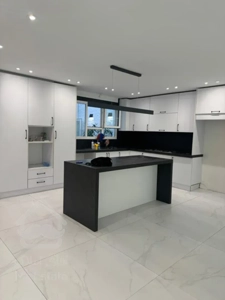 فروش 100 متری دیباجی