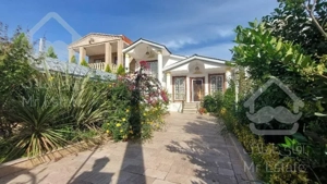 فروش ویلا باغ 300متری  اکازیون