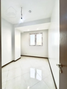 فروش واحد رو به افتاب زیر قیمت نورمستقیم