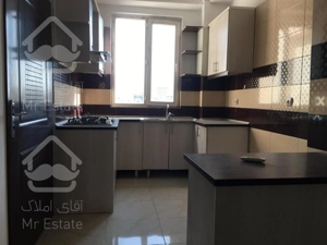 ۵۲متر تکواحدی لوکیشن عالی