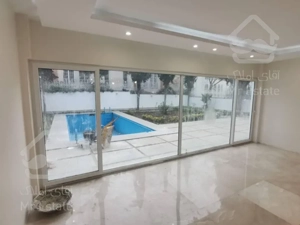 فروش ویلا - شهرک غرب - ۱۶۵ متر - ۳ خواب - فول مشاعات