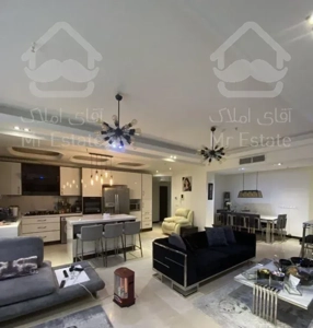 ۱۶۰متر چهار پارکینگه