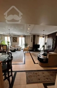 ۱۵۱ متر / ۳ خواب / ظفر