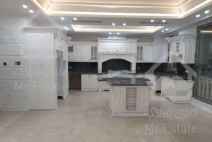 ۱۷۰ متر، سروش ۸،