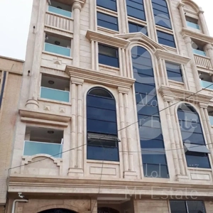 ۱۱۳ متر « شهرزیبا » ۶ ساله / سرمایه گذاری