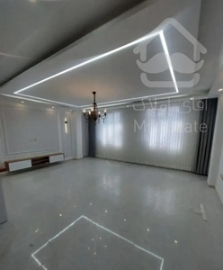 70متری 2خواب روبه آفتاب نما تراورتن سند تک برگ