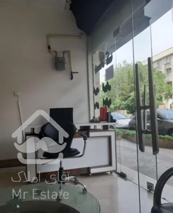 ۳۵ متر مغازه / ۶ متر بر