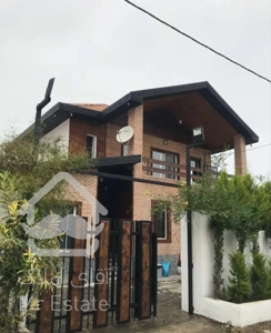 دوبلکس*۲۵۰*متری*استخردار*نخ شمال