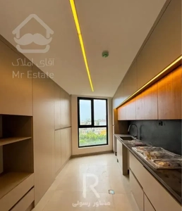 آپارتمان *شیک ۱۰۰متر/ لابی با مشاعات / منطقه‌برند