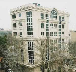 ۲۱۷ متر نوساز از فرزاد دلیری