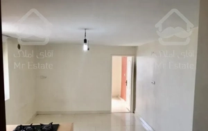 سوییت ۴۰ متری یک خوابه،تمیز،طبقه سوم،زیبادشت بالا