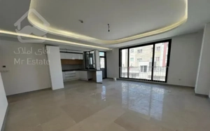 ۹۵/سالن پرده خور قدی رو به آفتاب/کلید نخورده