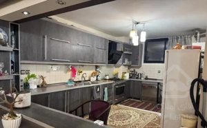 آپارتمان۱۵۷متری/تک واحد/مشتاق/خیابان علامه امینی