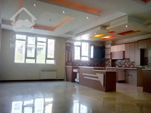 ۹۳ متر فول امکانات فردوس غرب پروانه کم سن