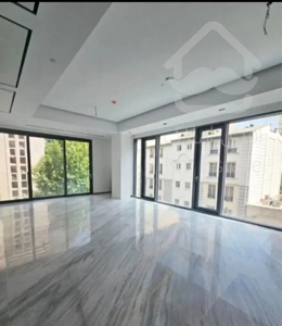 آپارتمان ۱۱۳ متری/چشم انداز ابدی/روف گاردن