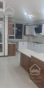 125 متر سه خواب ((کلید نخورده))