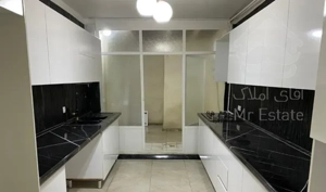 فروش و معاوضه آپارتمان ۸۲ متری ۲ خوابه در مینا