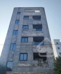 4طبقه آپارتمان تک واحدی نوساز منطقه برند رویان