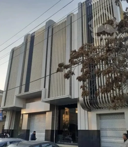 ۵۷ متر آپارتمان شیک تخلیه با آسانسور