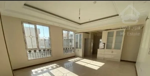 70 متر/فول امکانات/پر نور