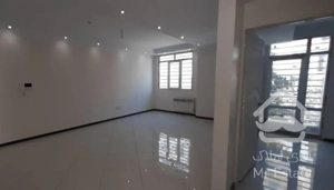 اپارتمان ۷۱متری کلیدنخورده فردوس شرق