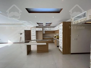 ۱۹۴ متری ۳ خواب کلید نخورده یک خواب مستر ویو دریاچه چیتگر