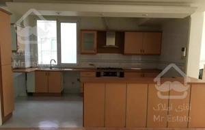 130متر 3خواب تاپ لوکیشن اراج