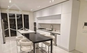 ۹۶ متری تهرانویلا دوسال ساخت