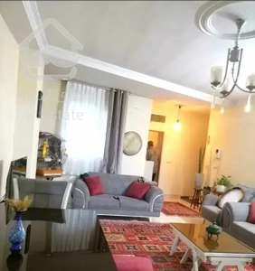 ۵۹متر/خوش نقشه/مناسب سکونت وسرمایه گذاری/پونک