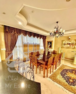 نیاوران ۲۱۵ متر ۳ خواب (۱مستر)