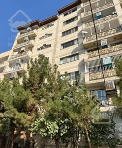 آپارتمان ٨٥ متری طبقه ٥ غربی