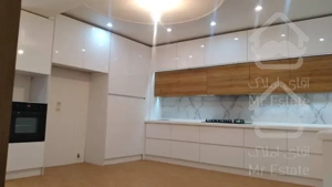 فروش 140 متری در پاسداران