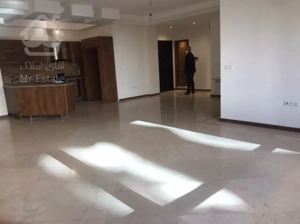 فروش 125 متری پاسداران