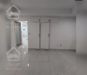 115 متر پاسداران